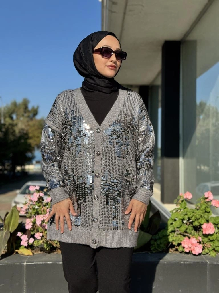 Ghisa Payet Detaylı Düğmeli Triko Hırka G241404