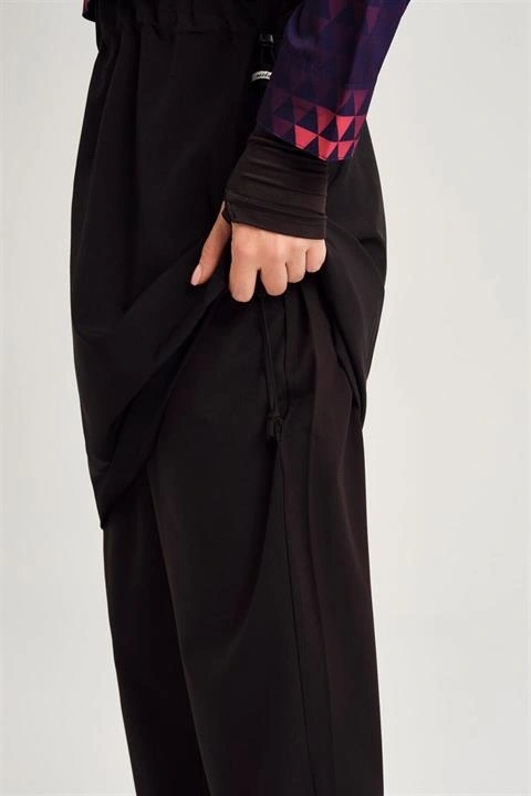 Haşema Esila Serisi Siyah-Fuşta Tam Tesettür Tek Mayo Üstü HSM2934