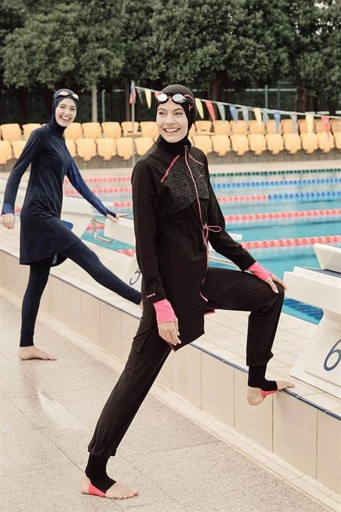 Haşema Performans Serisi 6 Parça Siyah Tesettür Mayo HSM2010