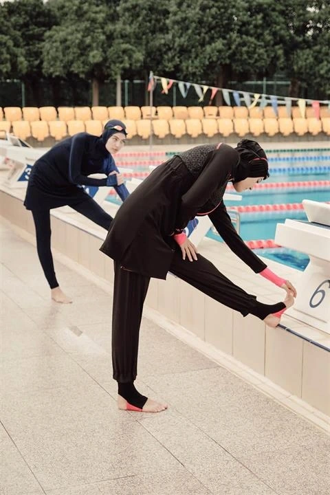 Haşema Performans Serisi 6 Parça Siyah Tesettür Mayo HSM2010