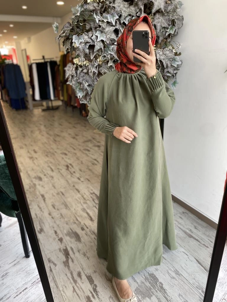 İnvee Yakası Pens Detaylı Tensel Elbise 6964