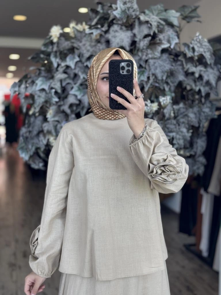 Kahma Kolları Gül Detaylı Pamuk Keten Bluz Etek Takım