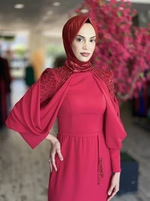 Kenzel Kırmızı Taşlı Saten Tesettür Abiye Elbise (KENZEL2104)