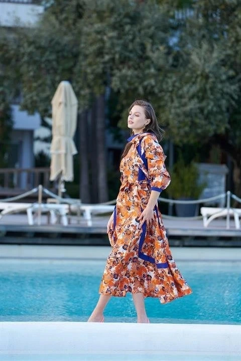 Misswhence Desenli Oranj İpek Elbise 33802