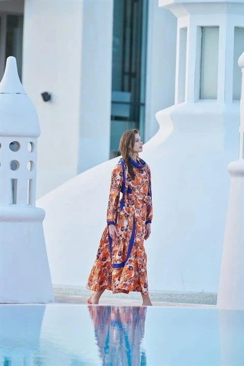 Misswhence Desenli Oranj İpek Elbise 33802