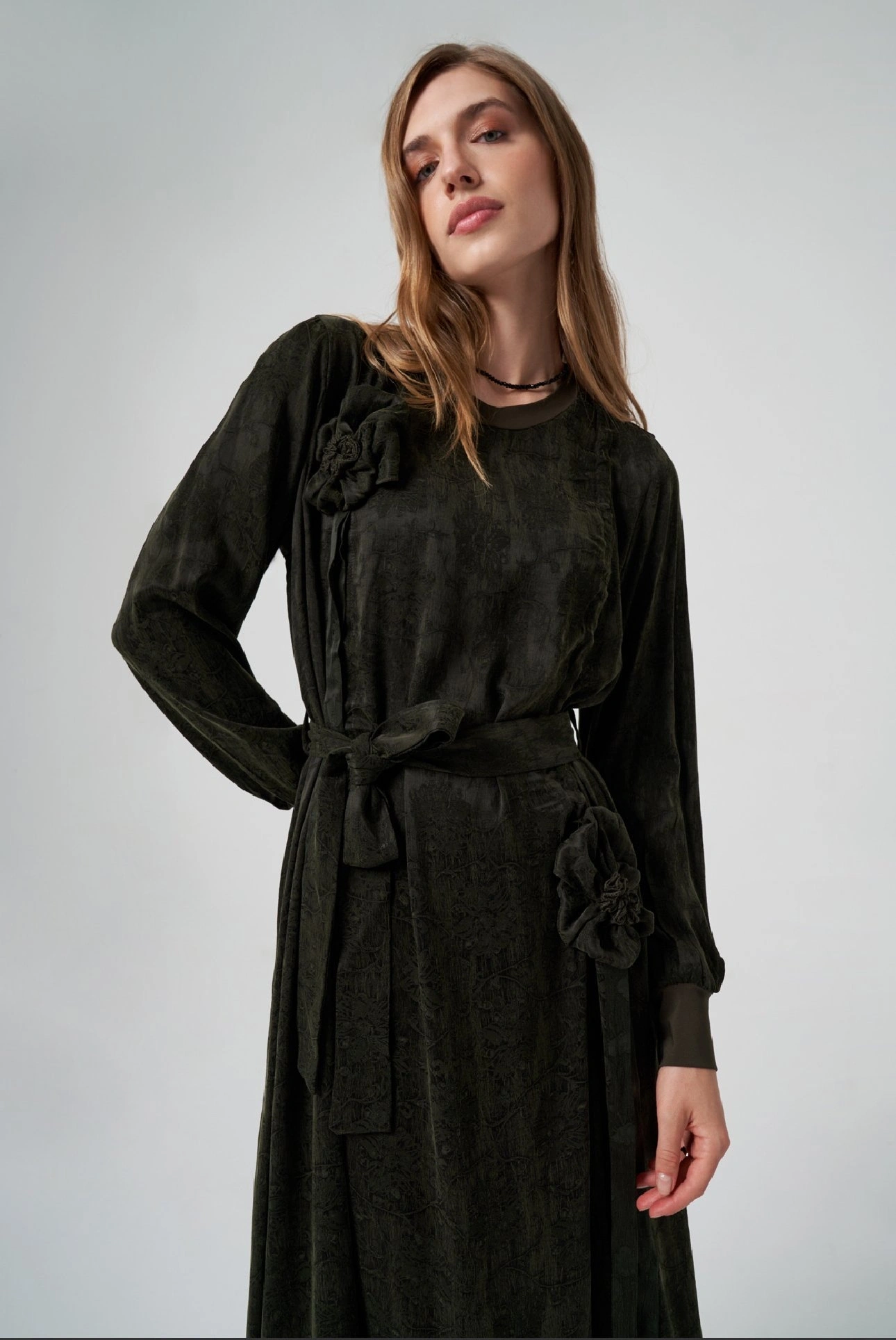 Misswhence Gül Detaylı İpek Elbise 36800