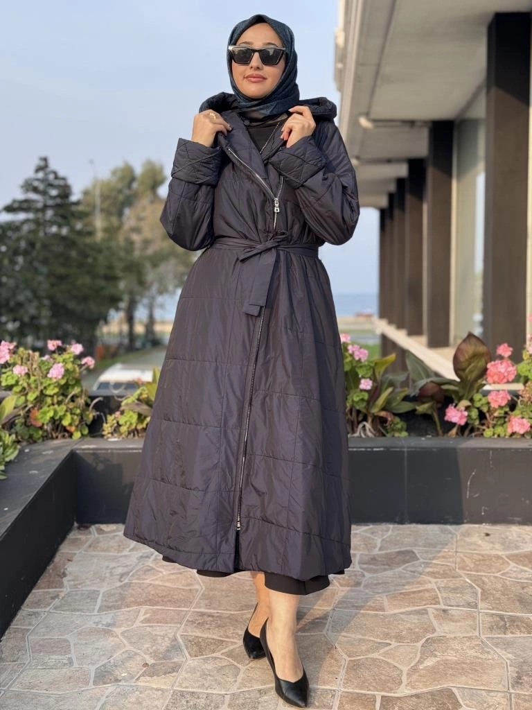 Misswhence Kapüşonlu Fermuarlı Kapitone Pardesü 38513