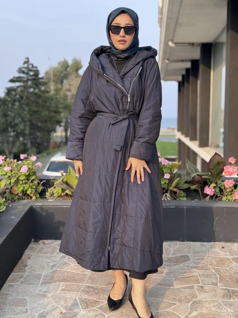 Misswhence Kapüşonlu Fermuarlı Kapitone Pardesü 38513