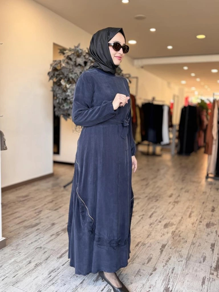 Misswhence Nakış ve Fermuar Detaylı Cupra İpek Elbise 37800