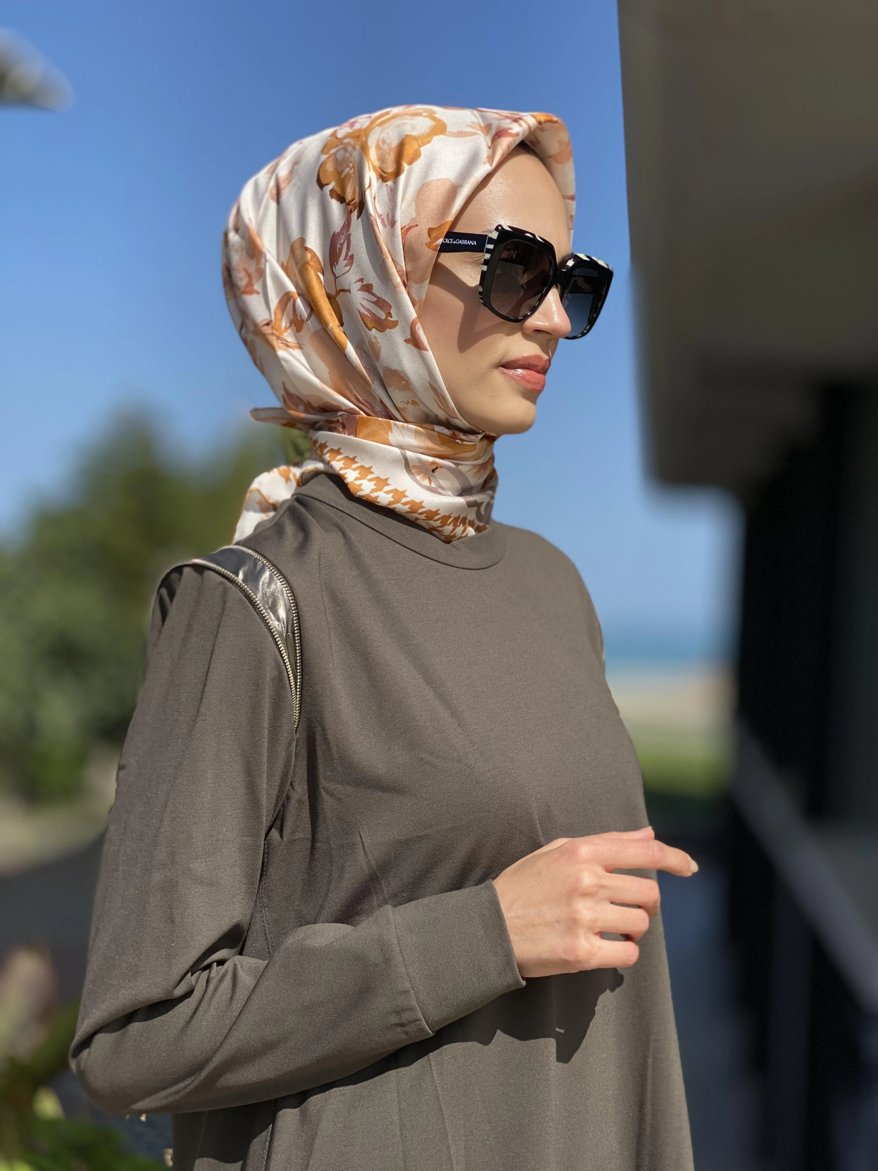 Misswhence Omzu Fermuarlı Viscon Tunik 34012