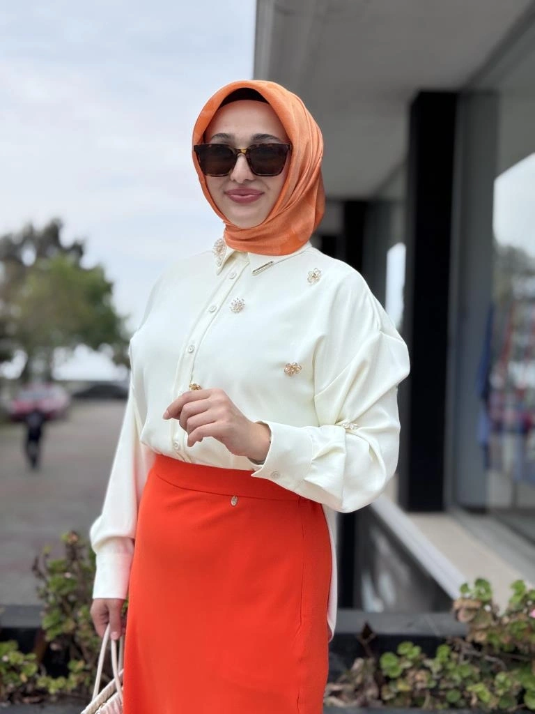 SENNA Gabrielle Boncuk Çiçek Detaylı Gömlek SD21014