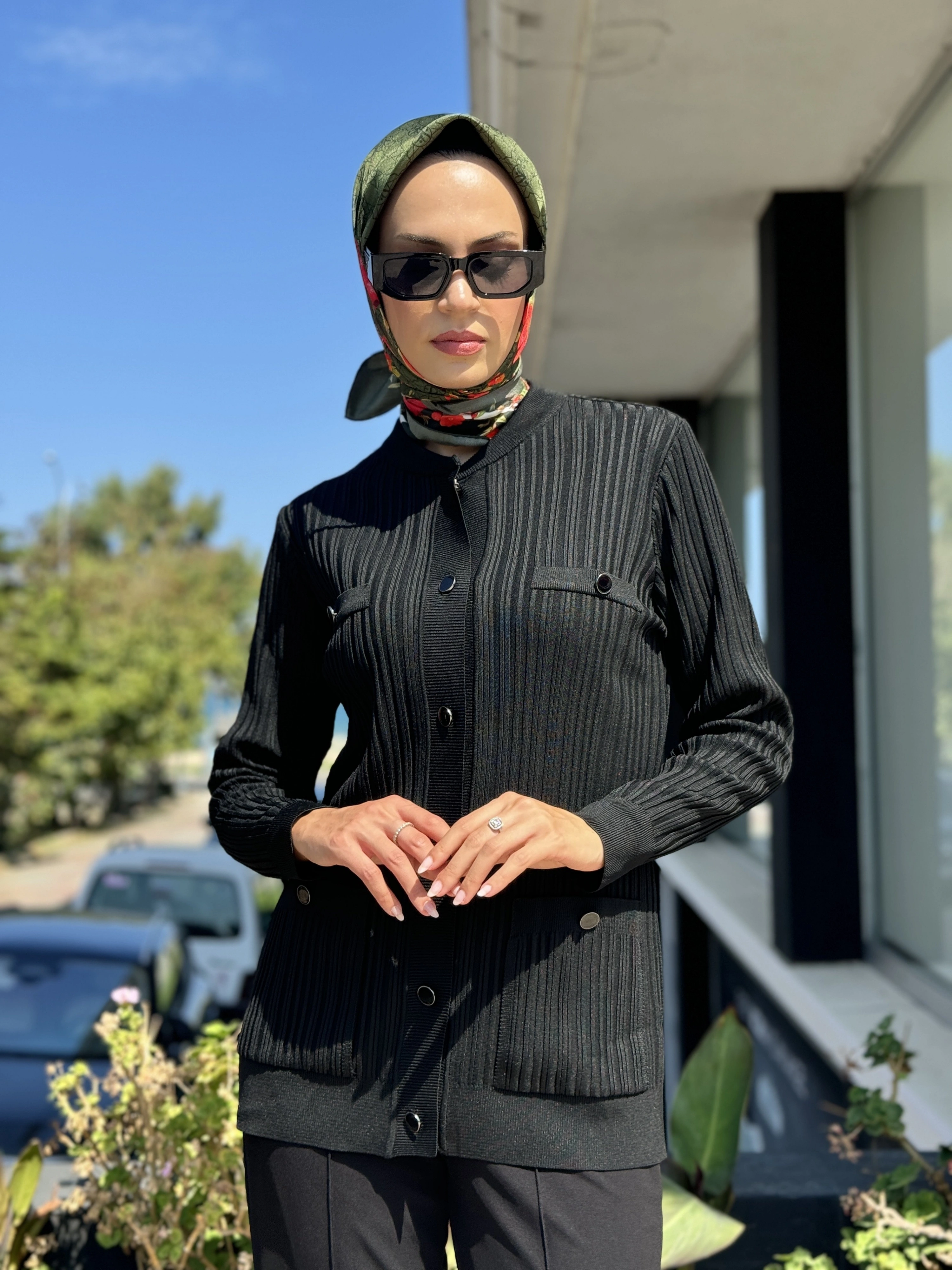 Tığ Triko Cep Detaylı Triko Hırka HRK21546