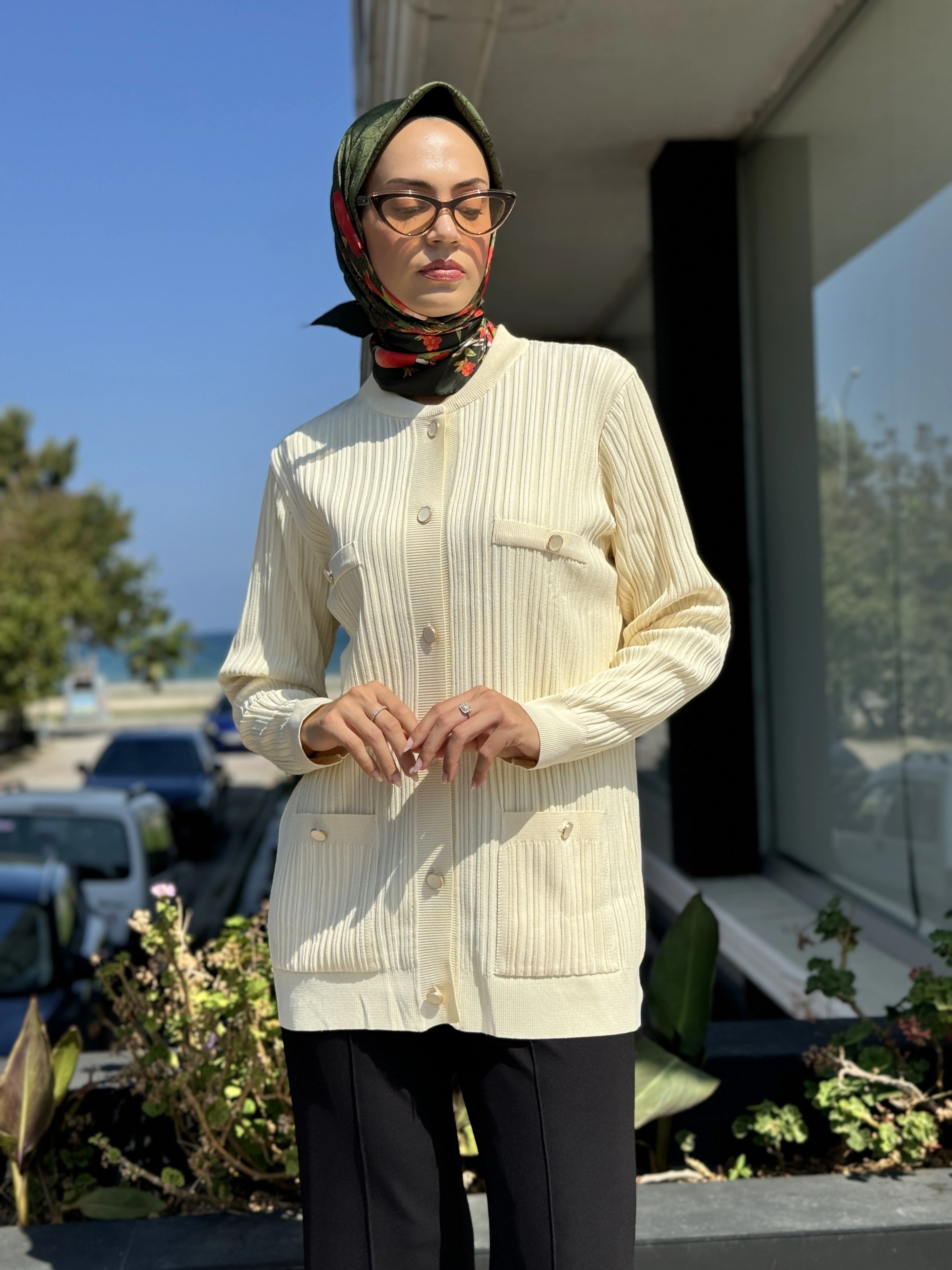 Tığ Triko Cep Detaylı Triko Hırka HRK21546