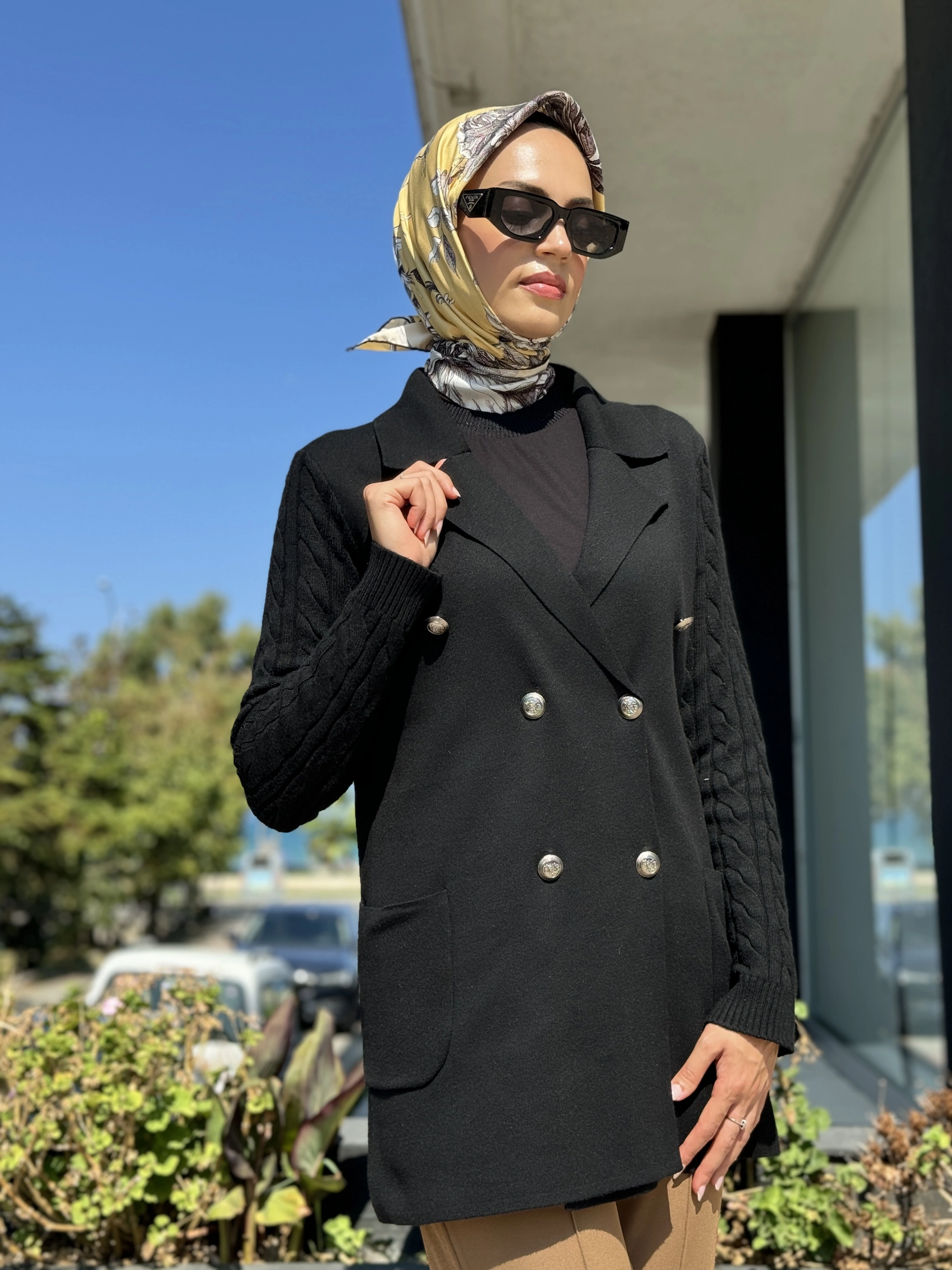 Tığ Triko Kolları Saç Örgülü Triko Blazer Hırka HRK21584