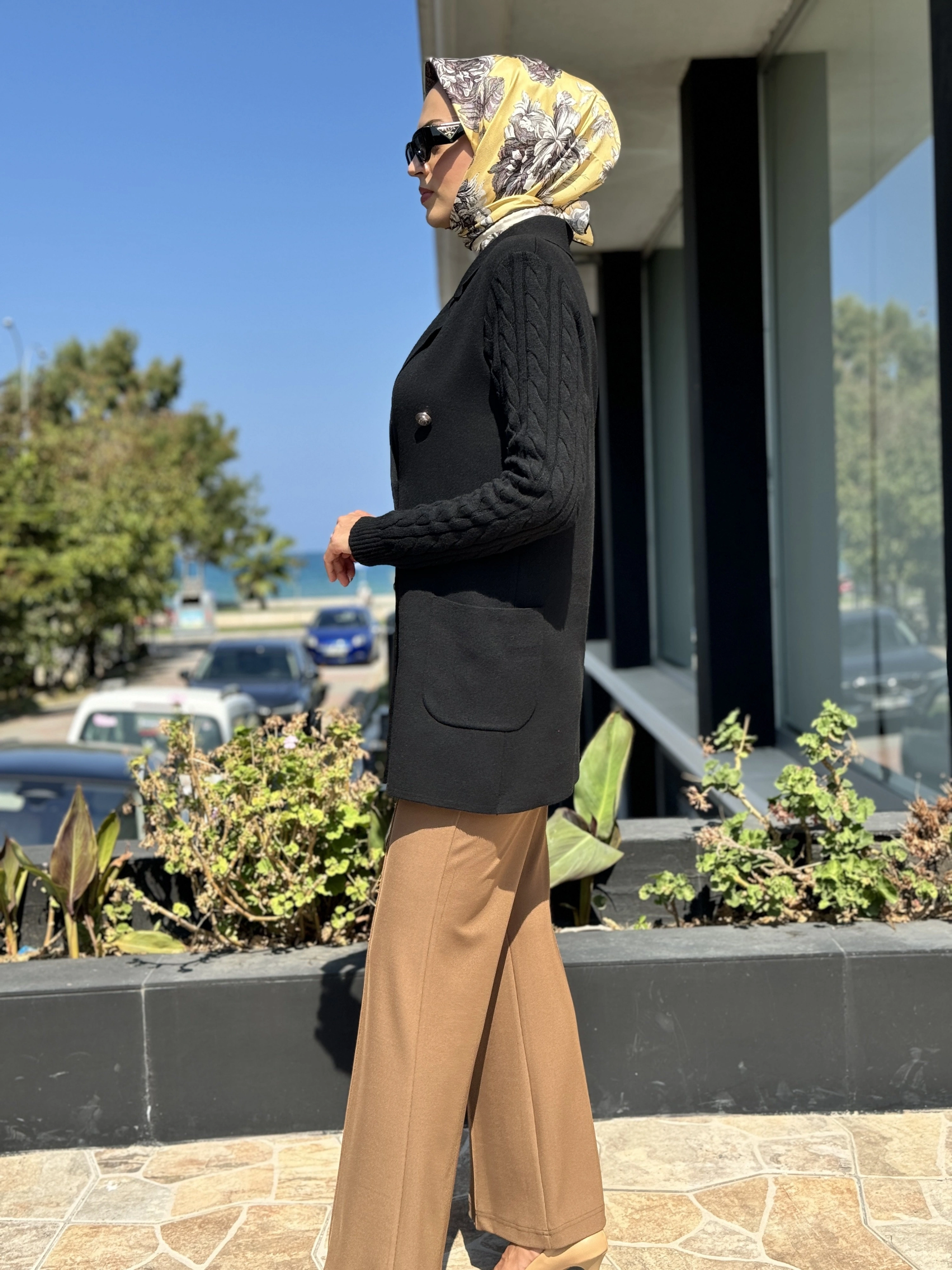 Tığ Triko Kolları Saç Örgülü Triko Blazer Hırka HRK21584