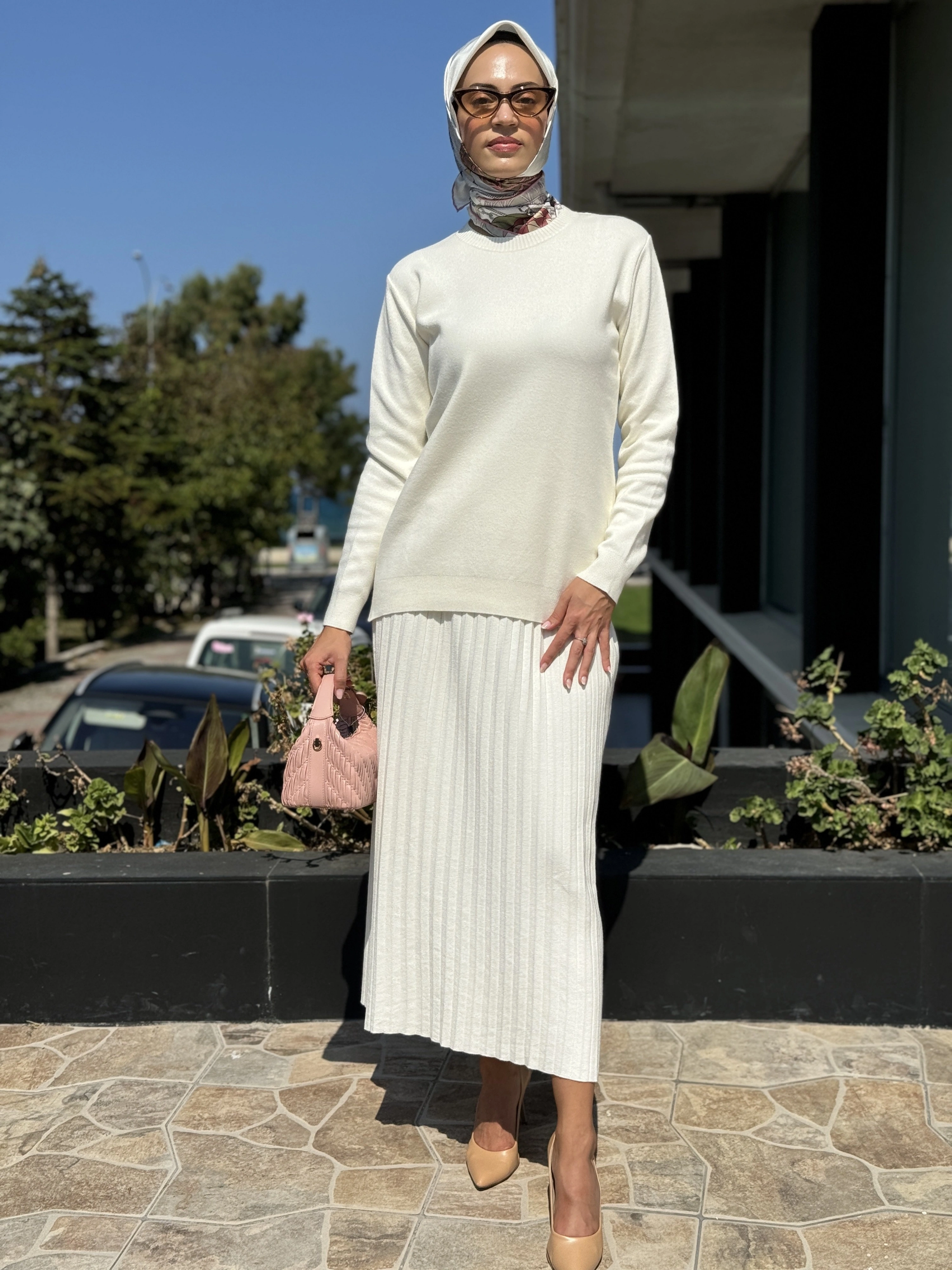 Tığ Triko Tunik Pileli Etekli Takım TKM21623