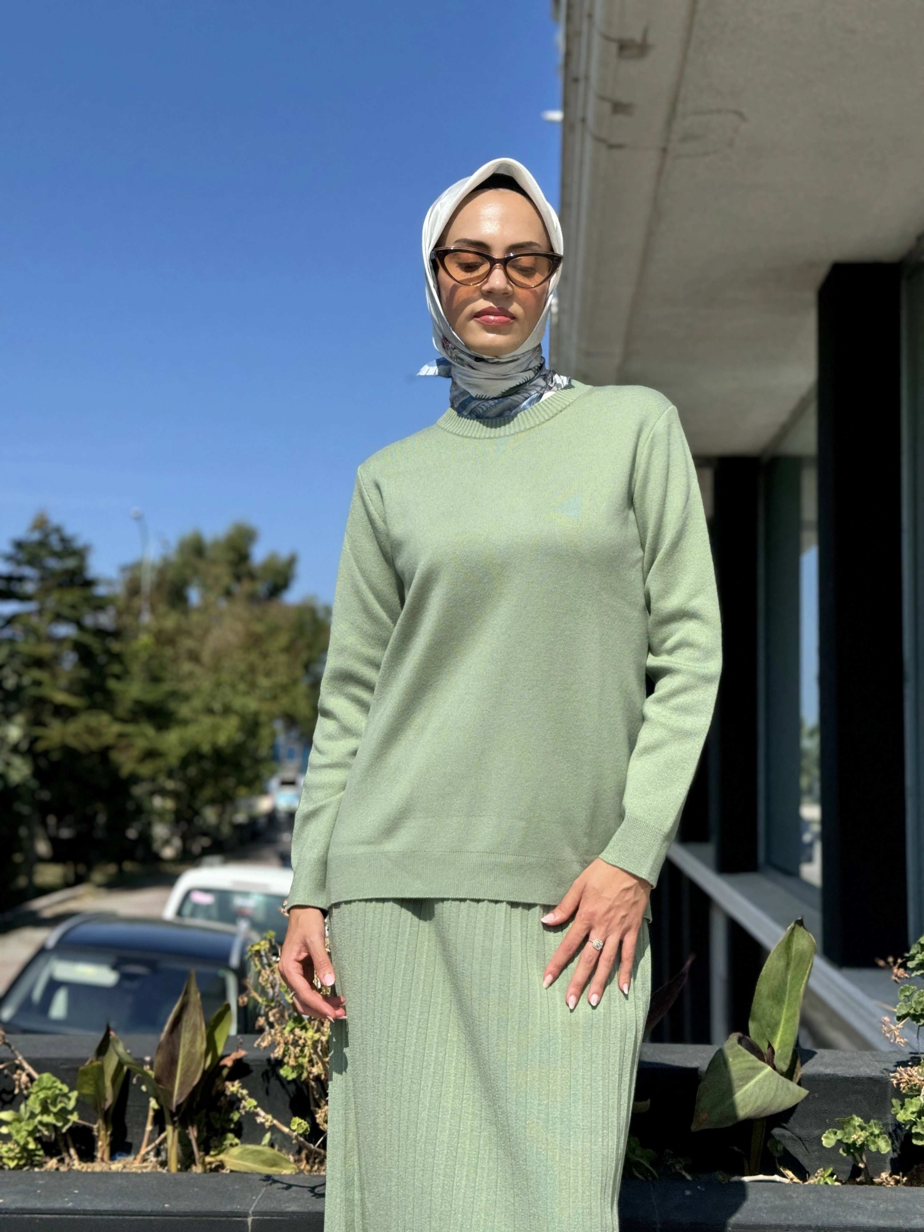 Tığ Triko Tunik Pileli Etekli Takım TKM21623