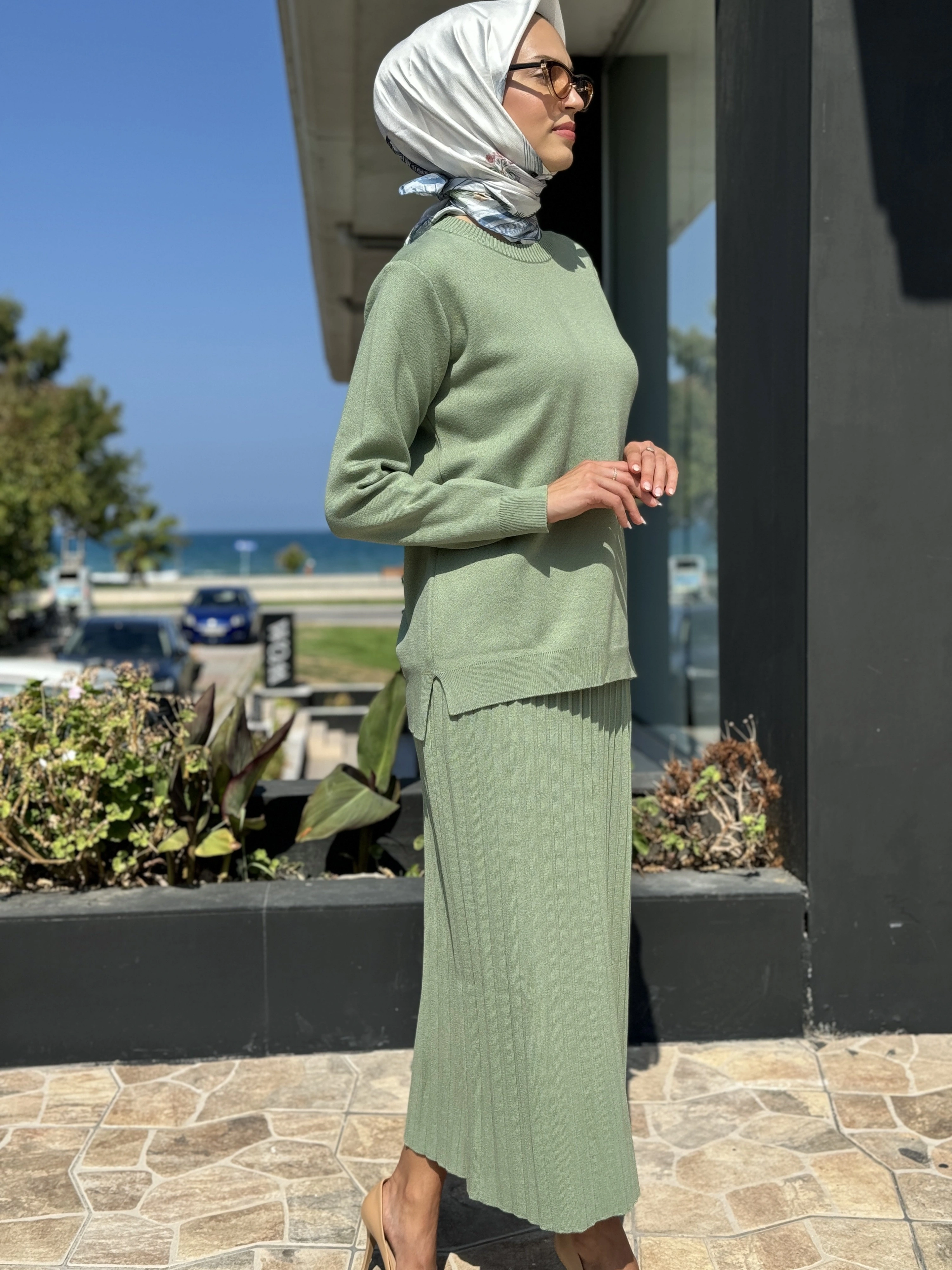 Tığ Triko Tunik Pileli Etekli Takım TKM21623