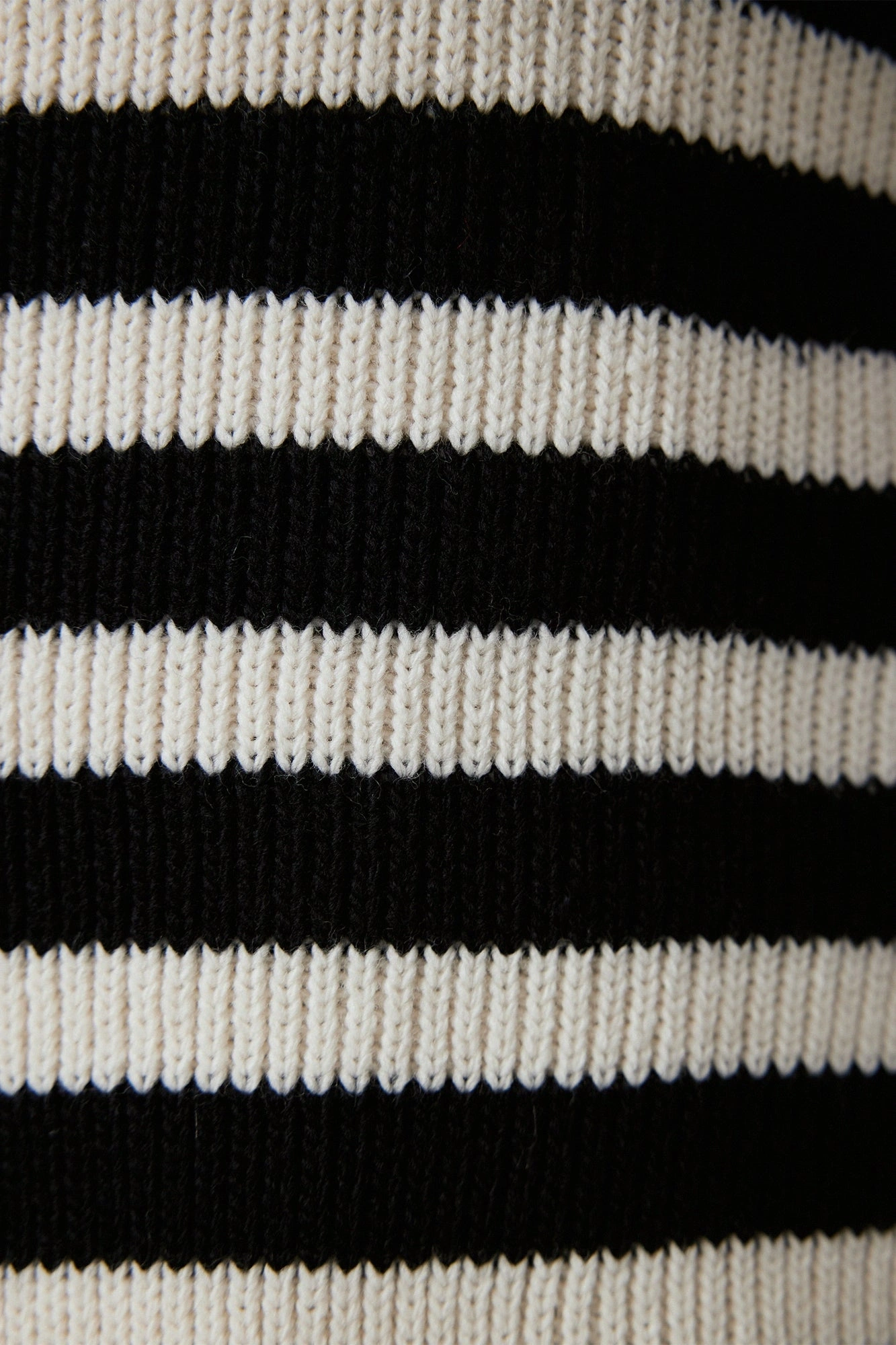 Touche Gold Düğmeli Çizgili Kısa Hırka 24F1XD025