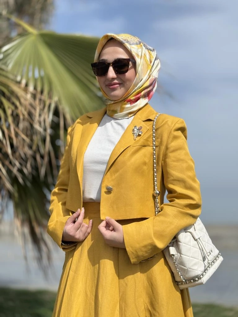 Vuu Crop Ceket Kloş Etek Takım 25SSV3014