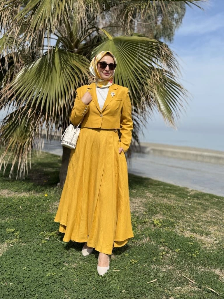 Vuu Crop Ceket Kloş Etek Takım 25SSV3014