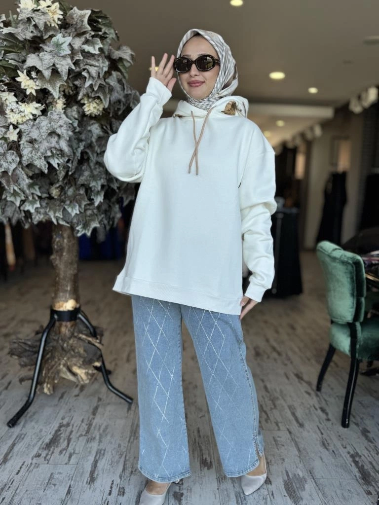 Vuu Sırtı Nakışlı Kapüşonlu Sweatshırt 24FW11V115