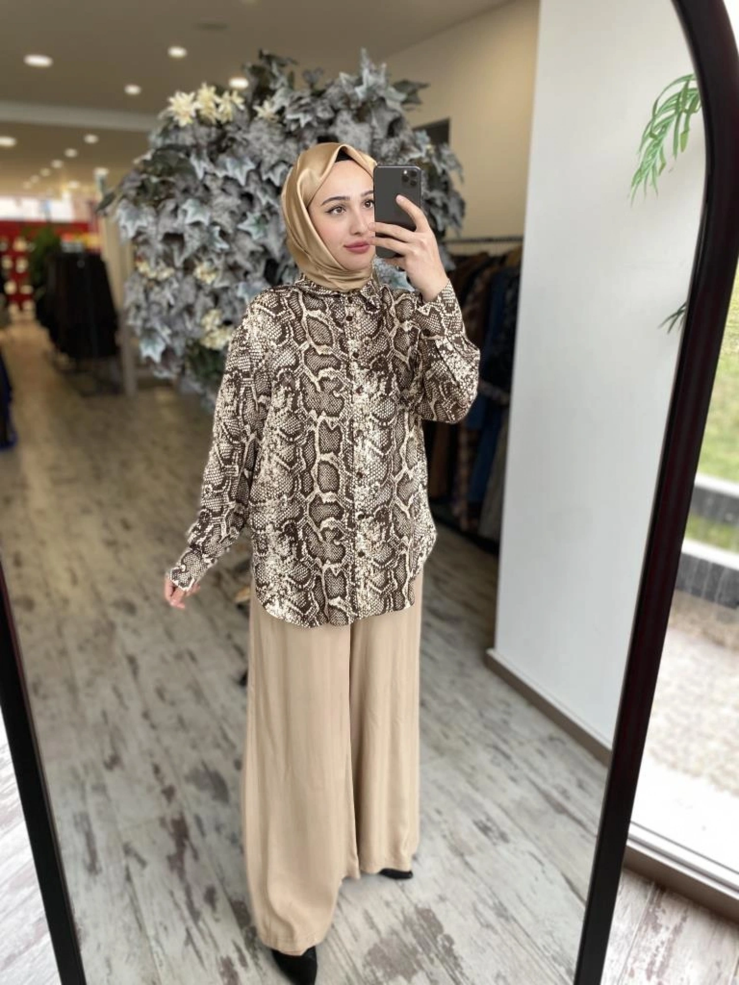 Almarwah Yılan Sırtı Desenli Gömlek 101973-1