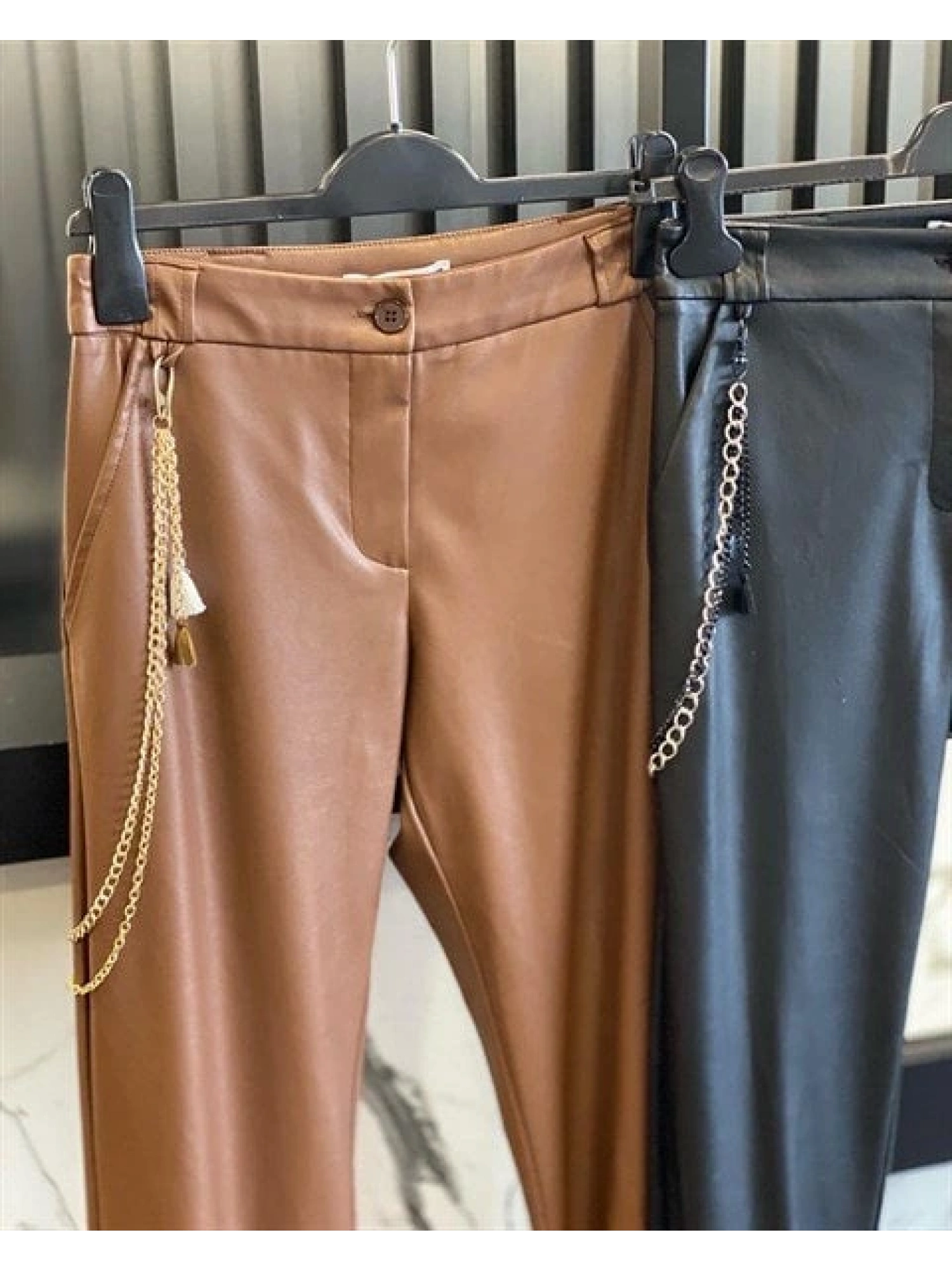 Almarwah Zincir Detay Deri Pantolon BLK606001