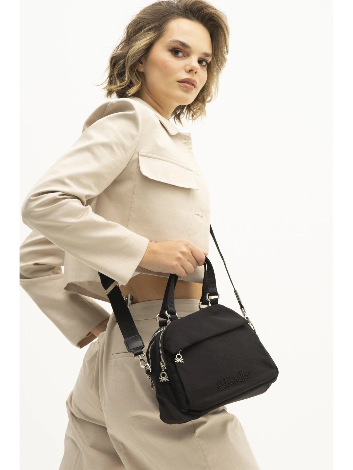 Benetton El Omuz Çantası BNT1193