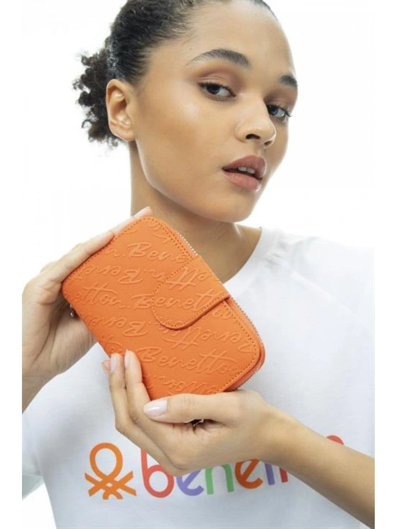 Benetton Yazılı Fermuarlı Cüzdan BNT984