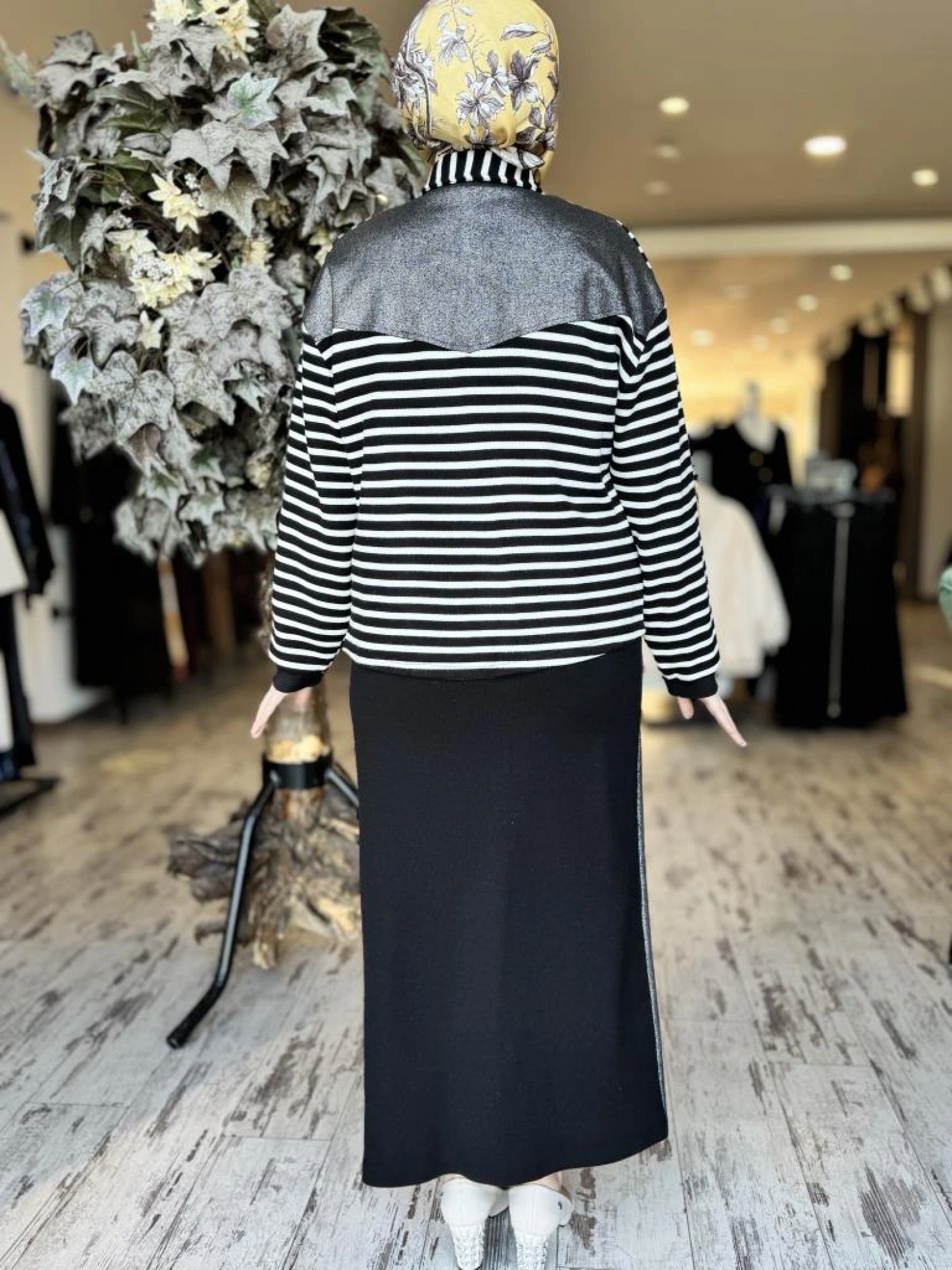 Ghisa Çizgili Çıtçıtlı Bluz Etek Takım G3015