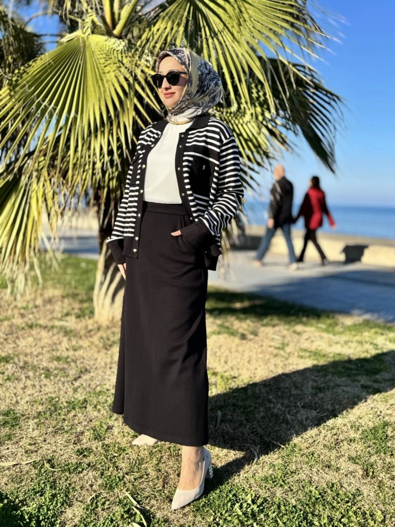 Ghisa Çizgili Yün Triko Ceket Etek Takım 3996