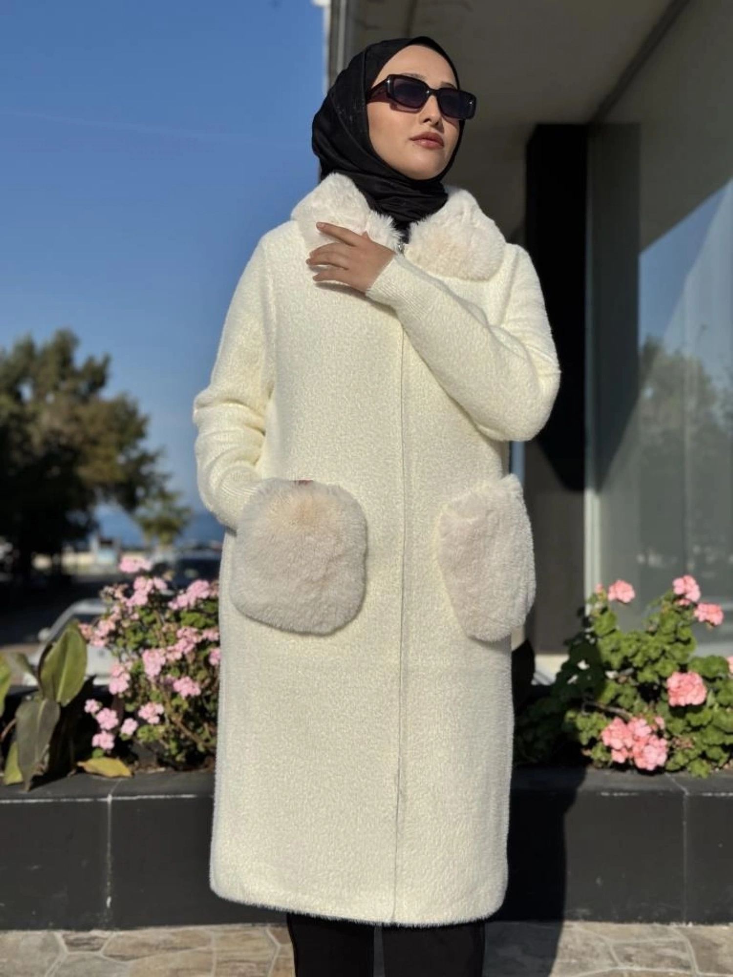 Ghisa Kürk Detaylı Fermuarlı Angora Kaban 2436