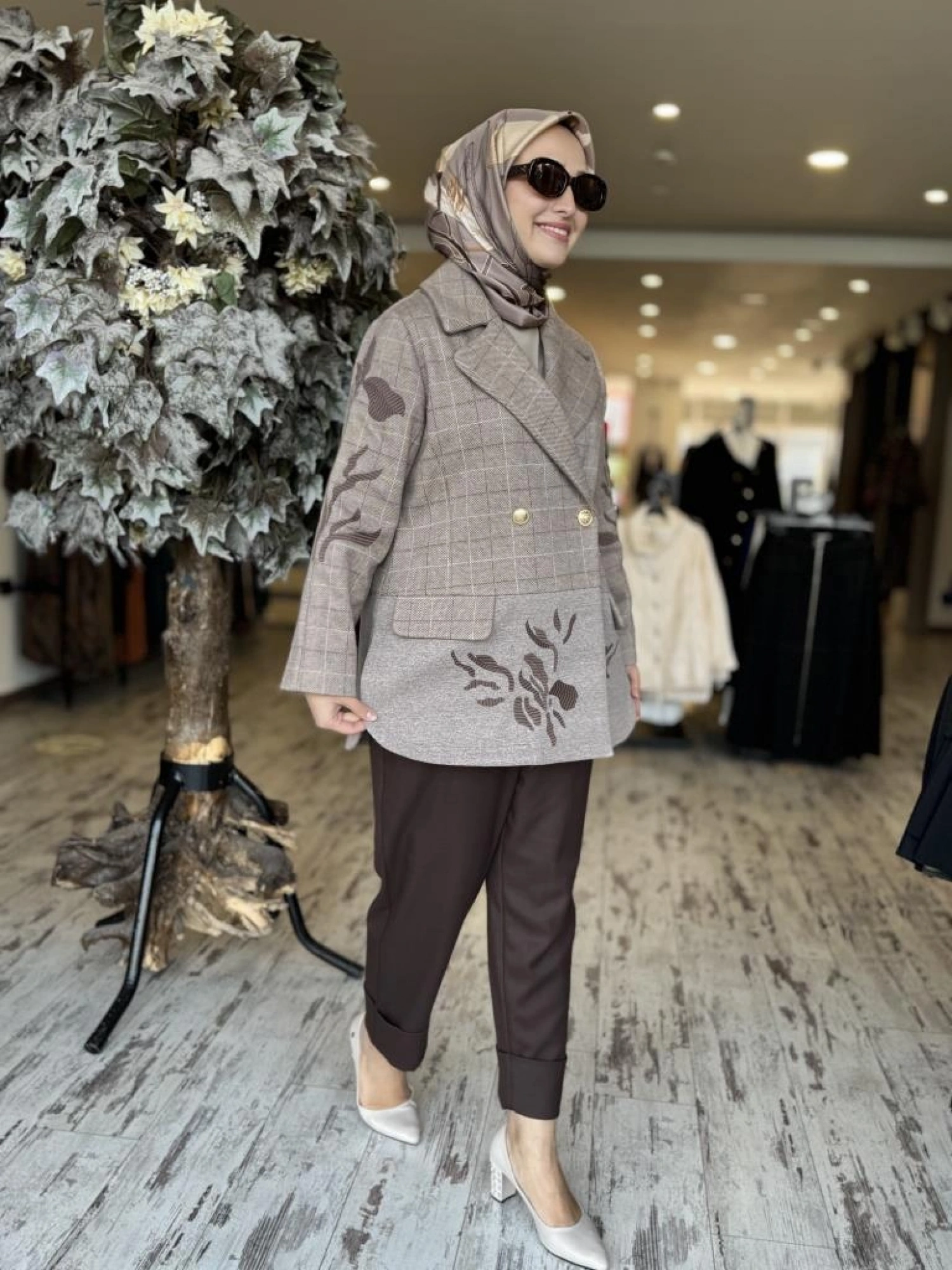 Ghisa Nakış Detaylı Ekose Yün Ceket/Pantolon Takım 3911