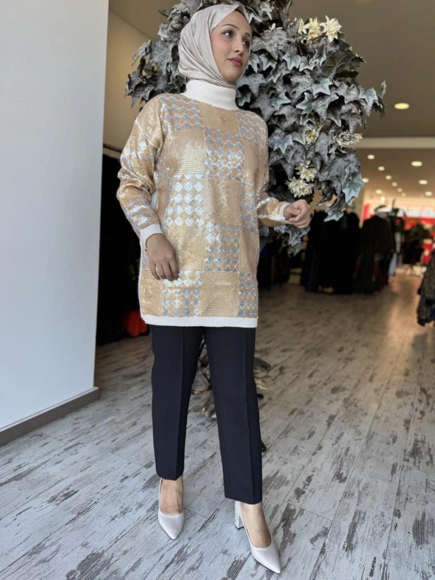 Ghisa Payet Detaylı Triko Tunik G241466