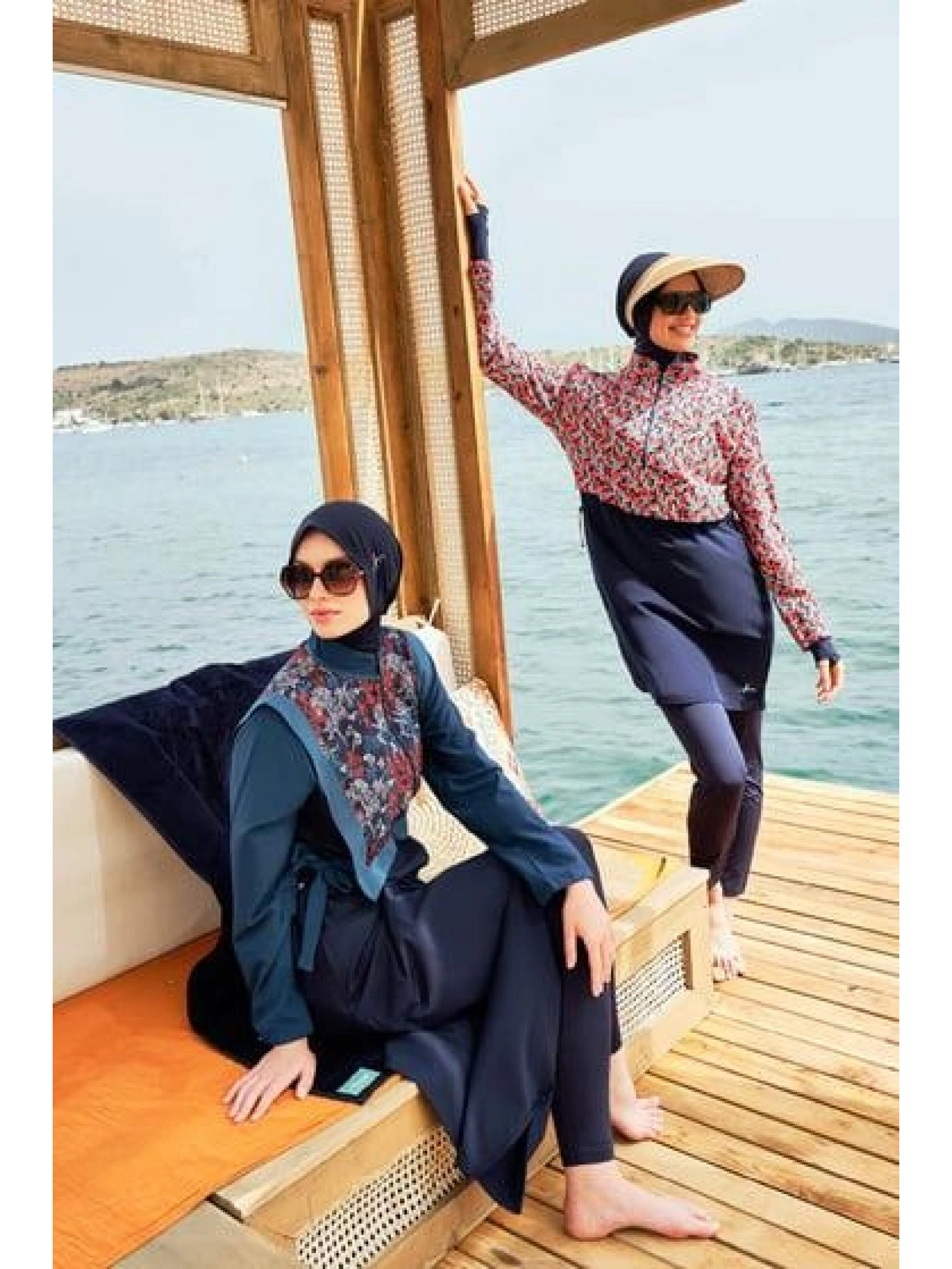 Haşema Esila Serisi Çiçek Desenli Kırmızı-Laci Tam Tesettür Tek Mayo Üstü HSM2934