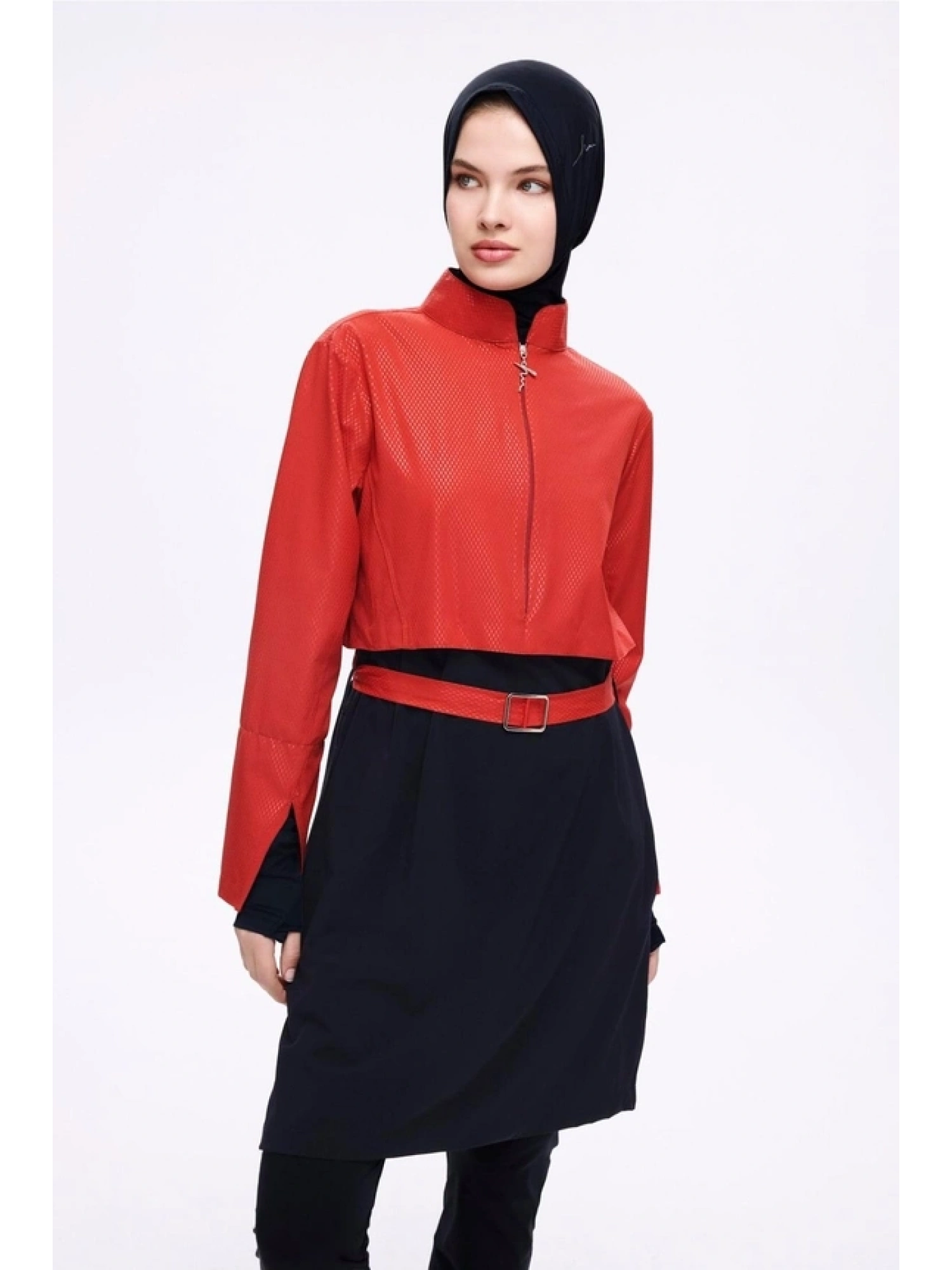 Haşema Kemer Toka Detaylı 5 Parça Kırmızı-Siyah Mayo Takımı HSM5052