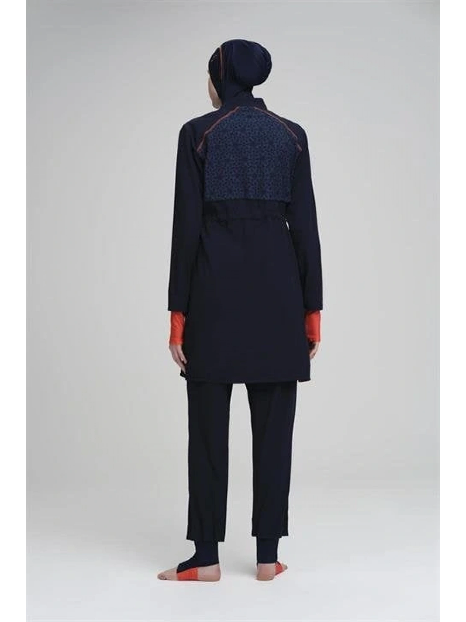 Haşema Performans Serisi 6 Parça Lacivert Tesettür Mayo HSM2010