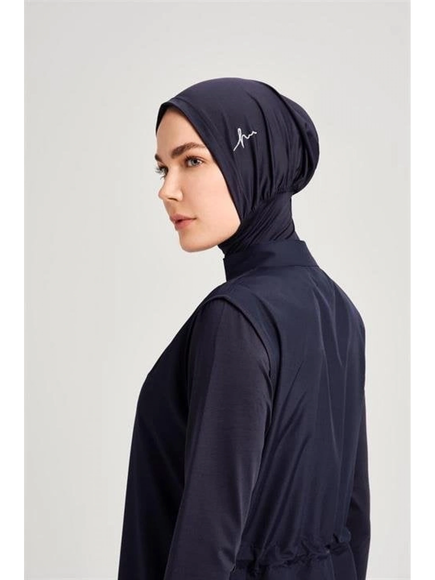 Haşema Tam Boy Jileli Siyah 4 Parça Tesettür Mayo Takımı HSM6021