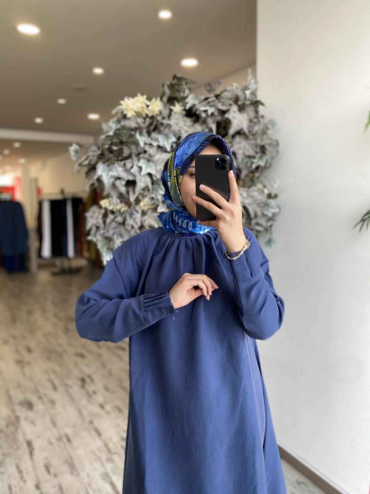 İnvee Yakası Pens Detaylı Tensel Elbise 6964