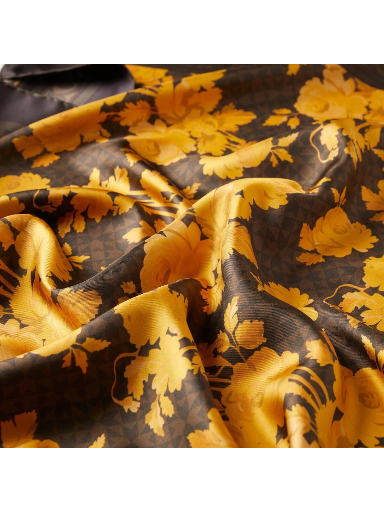 İPEKEVİ İPEK EŞARP 1301