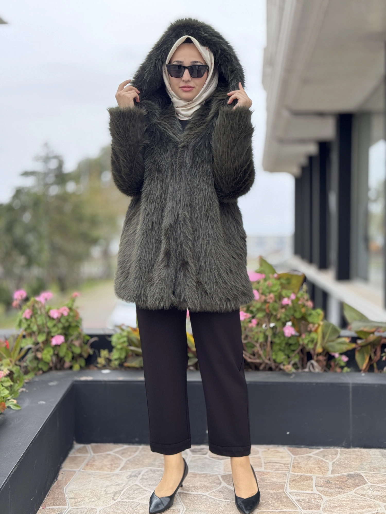 Kahma Kapüşonlu Kürk Kaban