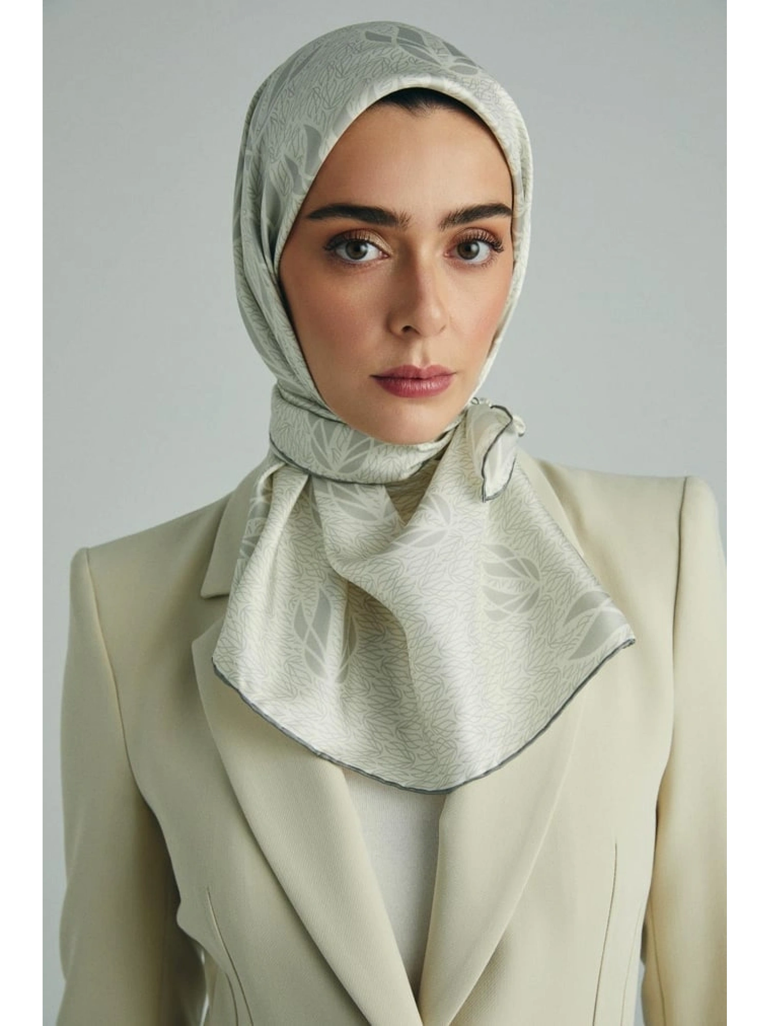 Maisa Lavi 90X90 Twil İpek Eşarp