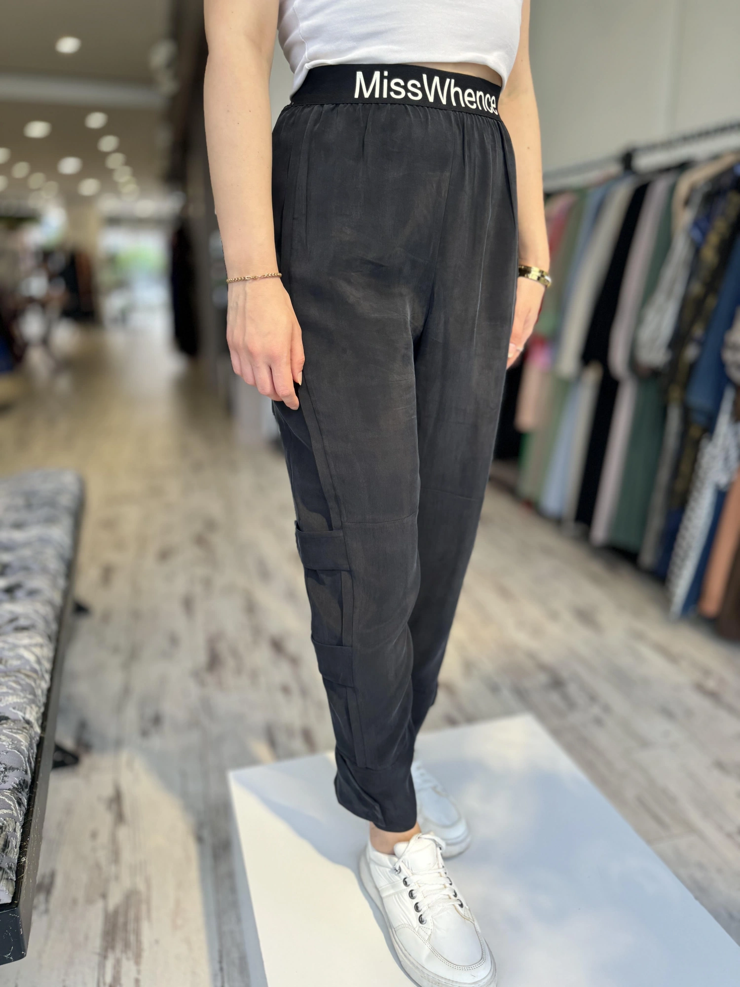 Misswhence Beli Lastikli Cupra İpek Pantolon 35121