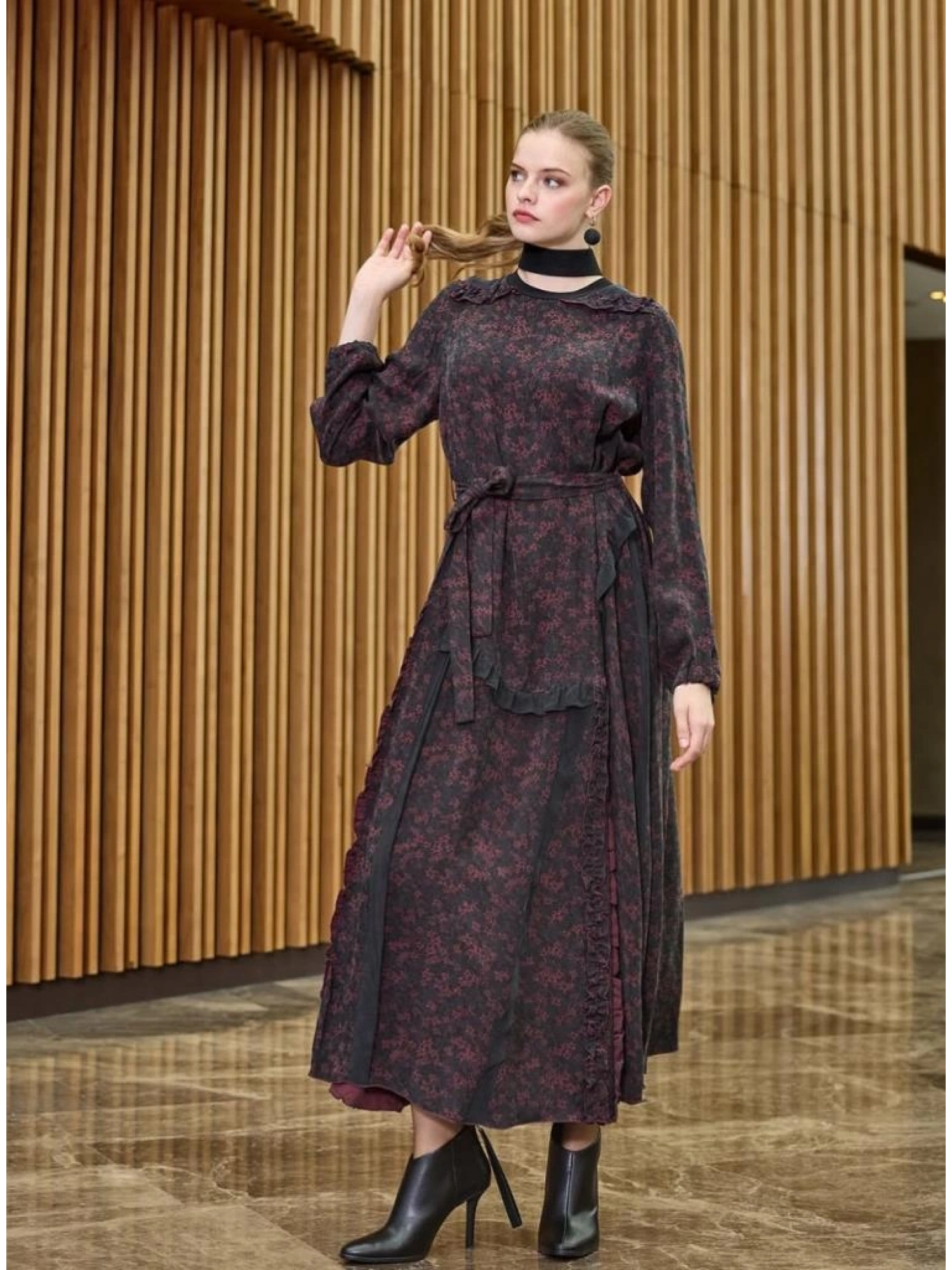 Misswhence Çiçek Desenli Cupra İpek Elbise 38829