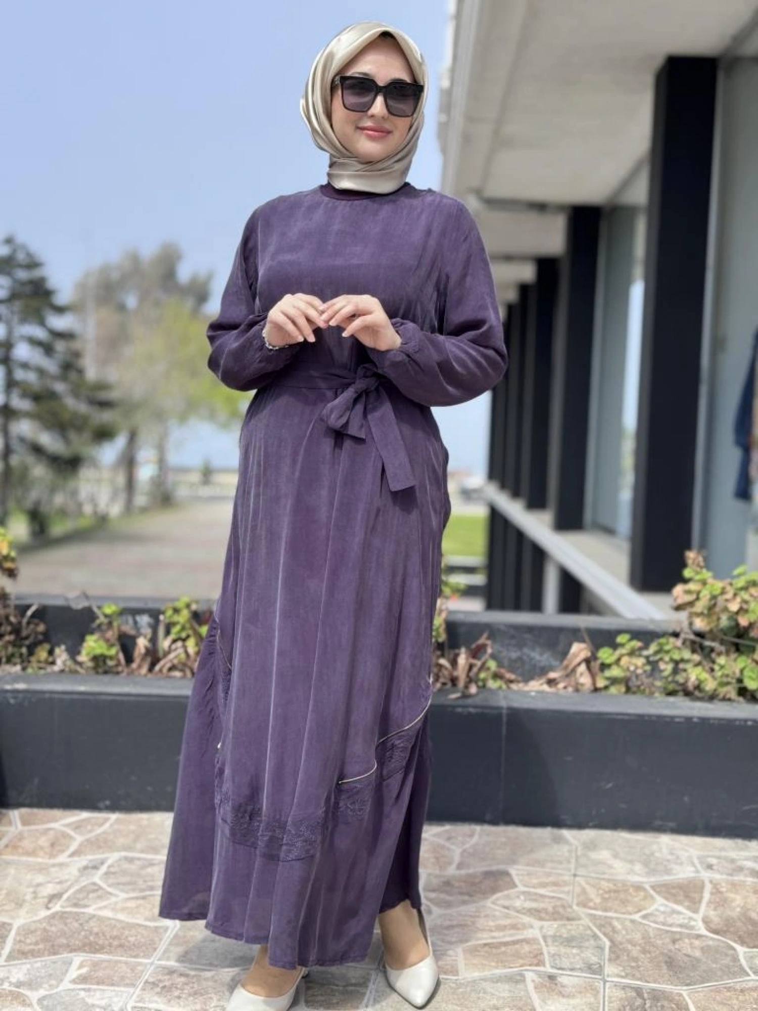 Misswhence Nakış ve Fermuar Detaylı Cupra İpek Elbise 37800