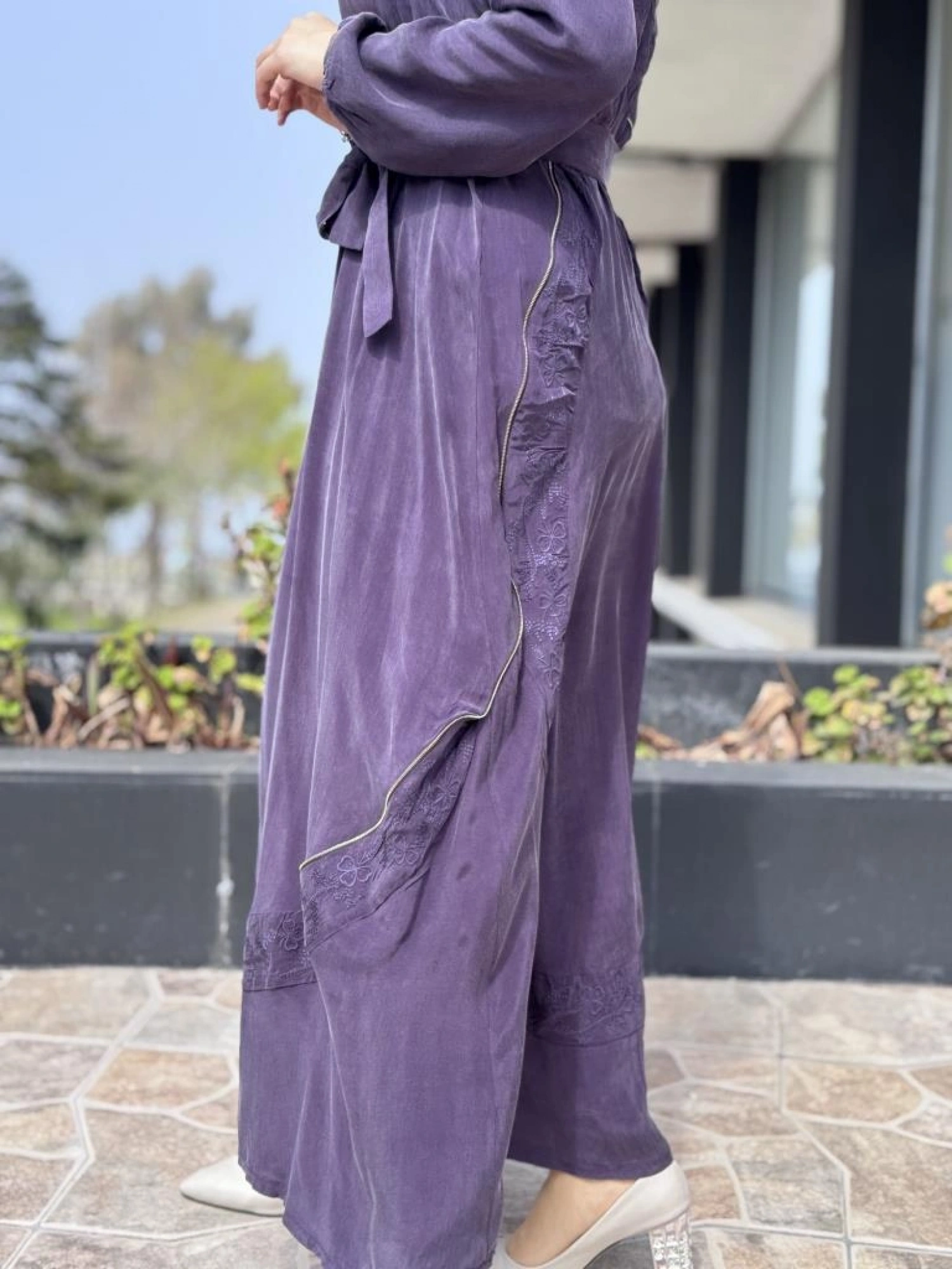 Misswhence Nakış ve Fermuar Detaylı Cupra İpek Elbise 37800