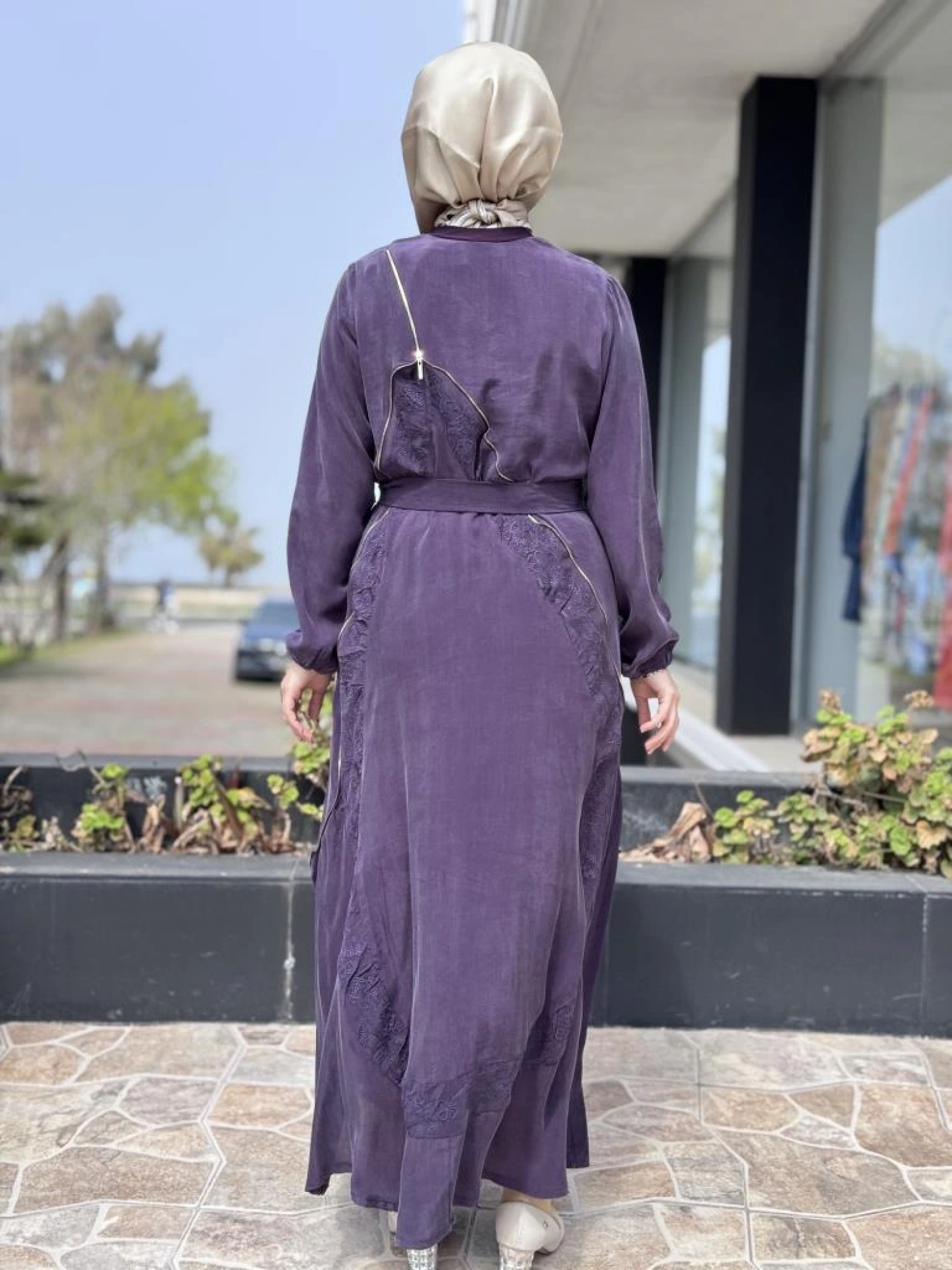 Misswhence Nakış ve Fermuar Detaylı Cupra İpek Elbise 37800