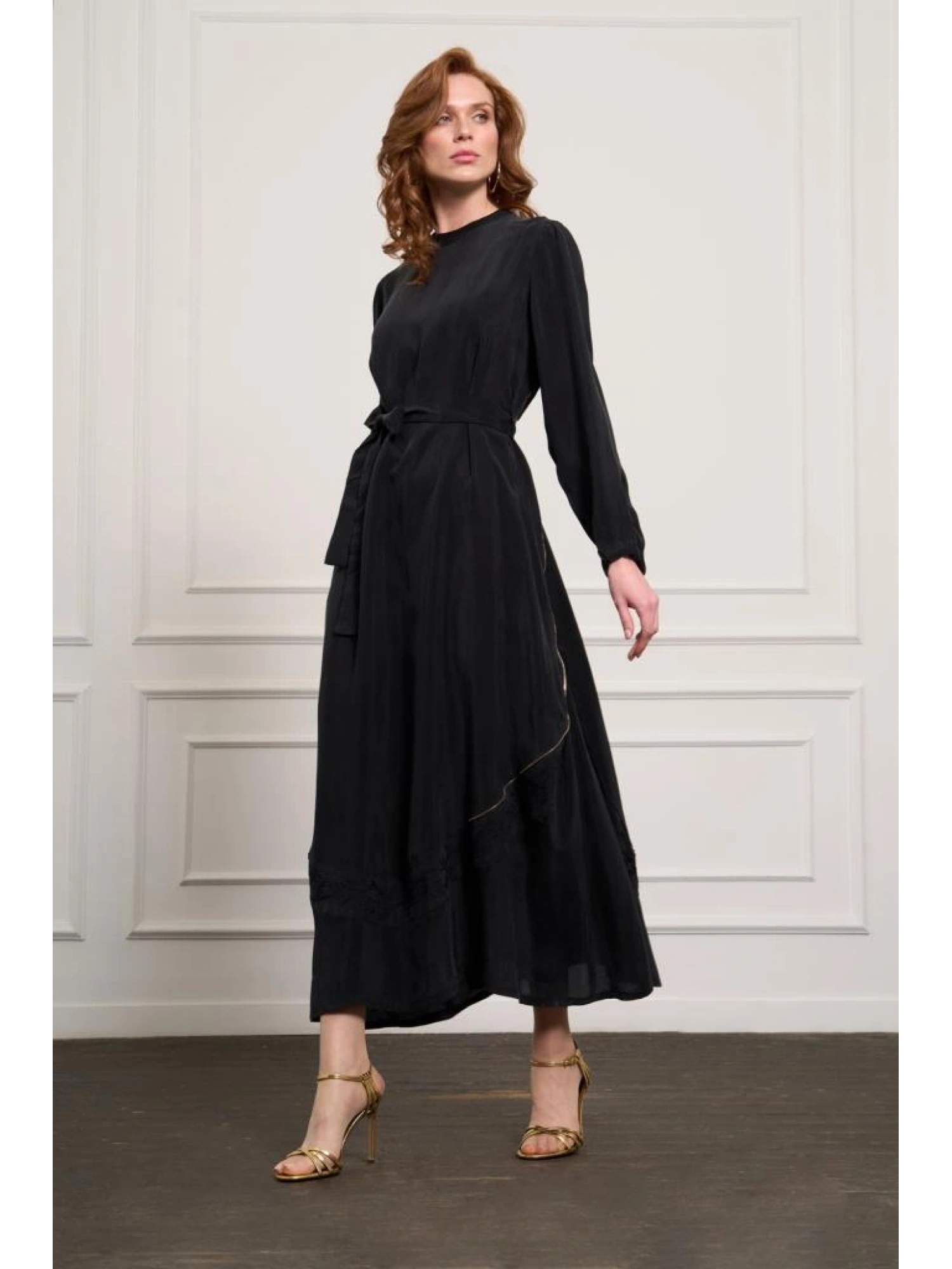 Misswhence Nakış ve Fermuar Detaylı Cupra İpek Elbise 37800