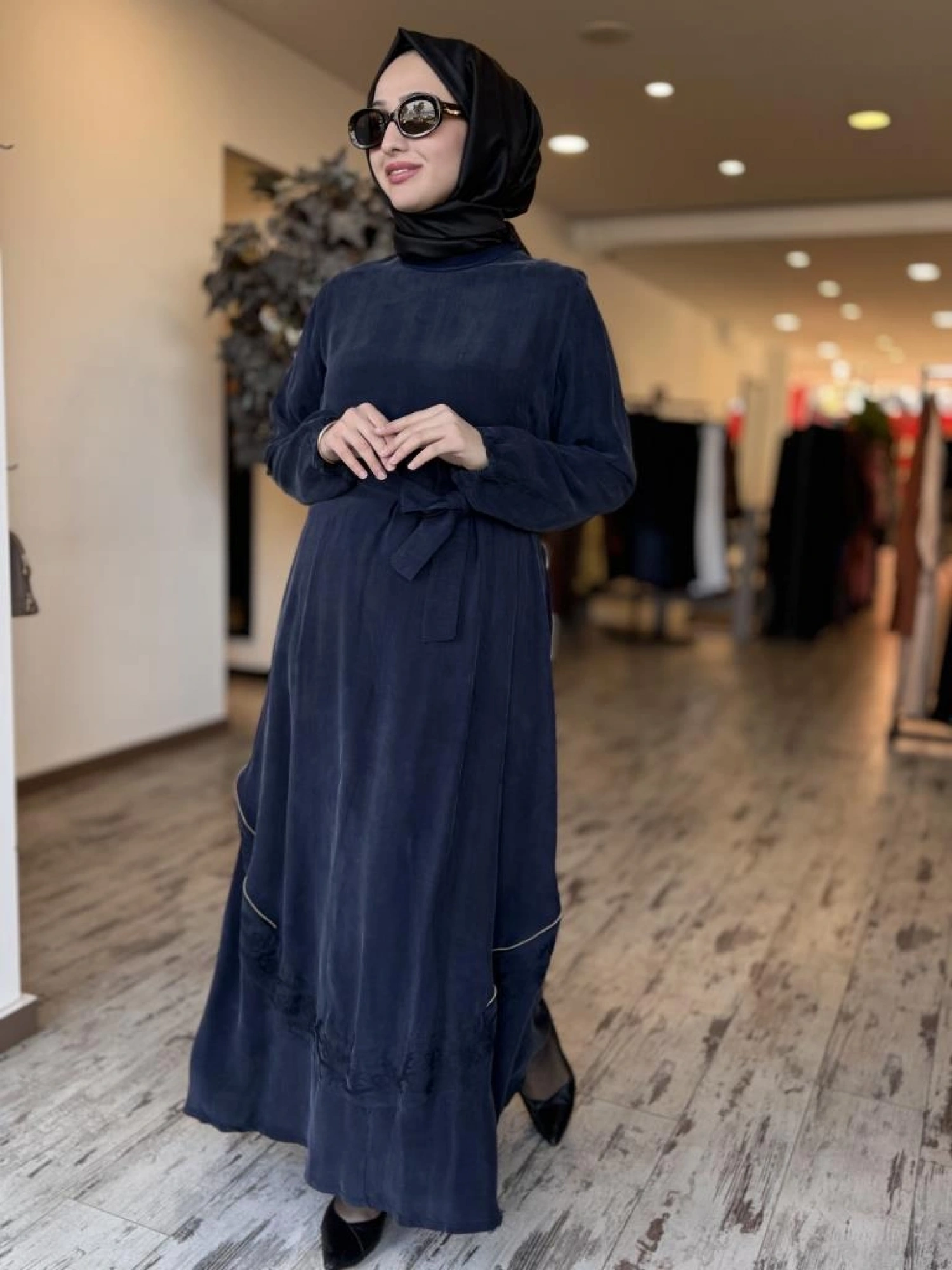 Misswhence Nakış ve Fermuar Detaylı Cupra İpek Elbise 37800